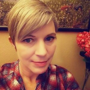 Meet your Posher, Christie